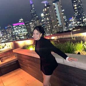 Meet your Posher, Aida